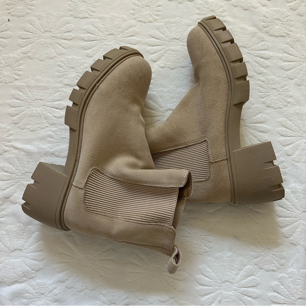 Women's Cream Colored Fall Ankle Boots